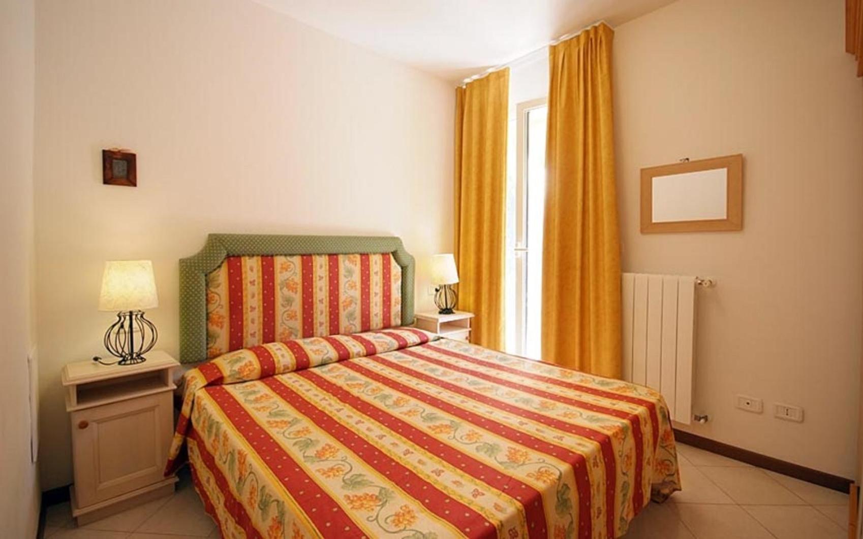 Residence Rex Lo Scoglietto Пунта-Ала Екстер'єр фото
